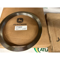 N302121  Гайка John Deere, M180 x 1.5